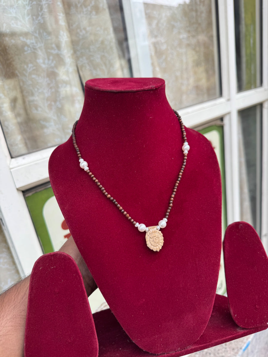 100% Original Brown Tulsi Mala With Pearls The Vrinda Store - Original Tulsi Kanthi Mala Shop In Vrindavan