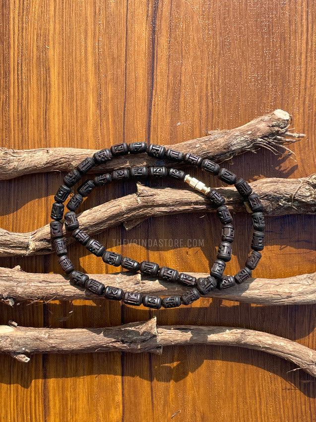 1 Round Radha Name Original Black Tulsi Mala The Vrinda Store - Original Tulsi Kanthi Mala Shop In Vrindavan