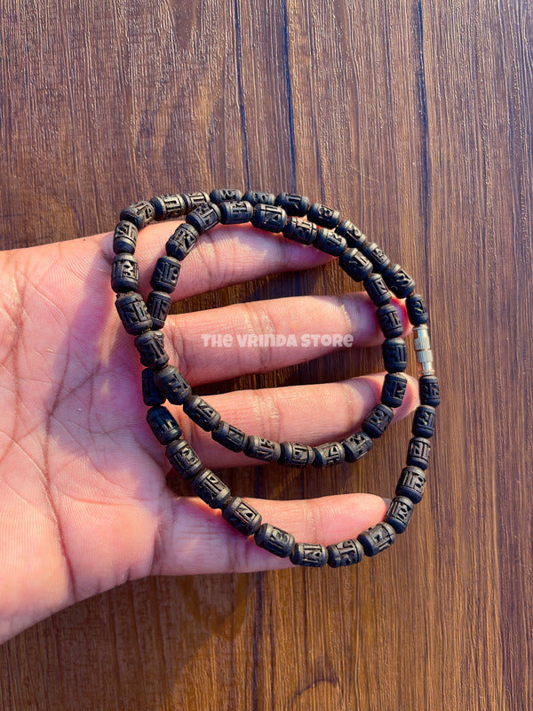1 Round Radha Name Original Black Tulsi Mala The Vrinda Store - Original Tulsi Kanthi Mala Shop In Vrindavan