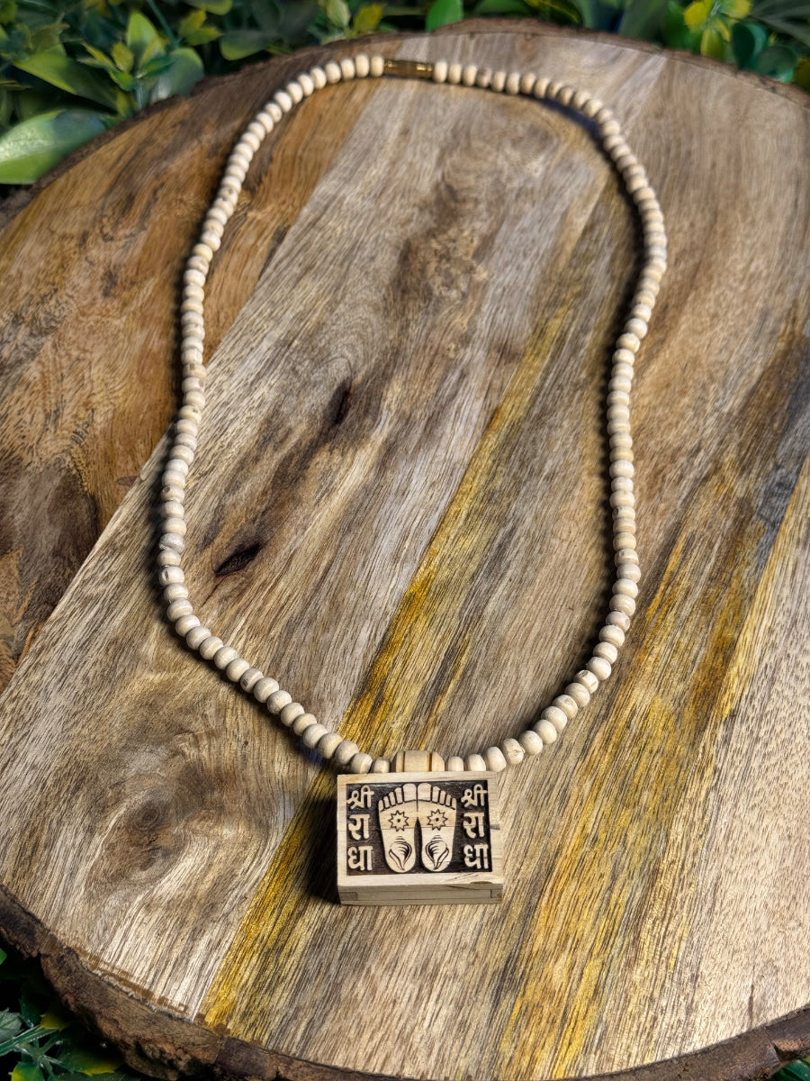 Shri Radha Bhaktmal Locket With Charan Chinh Original Tulsi Mala The Vrinda Store - Original Tulsi Kanthi Mala Shop In Vrindavan