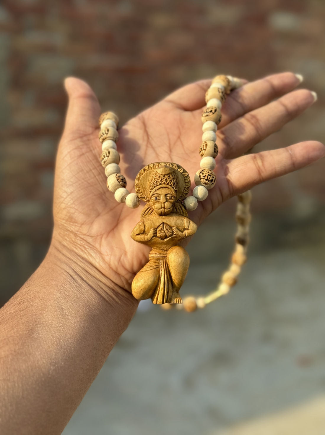 Hanuman ji Handmade Locket With Sita-Ram Name Original Tulsi Mala - 22 Inch The Vrinda Store - Original Tulsi Kanthi Mala Shop In Vrindavan